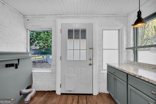 288 S Broad Street, Toccoa, GA 30577