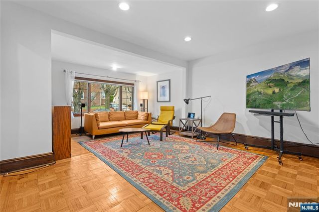 216 5th Street, Ridgefield Park, NJ 07660