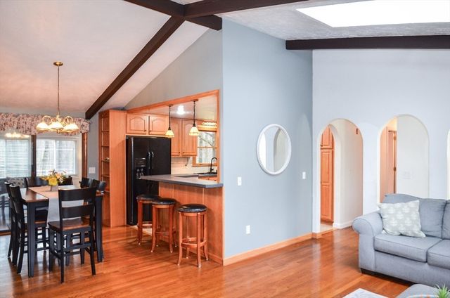 39 Cypress Ave, Shrewsbury, MA 01545