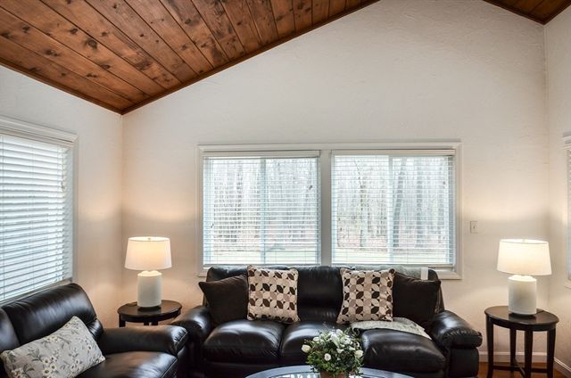 39 Cypress Ave, Shrewsbury, MA 01545