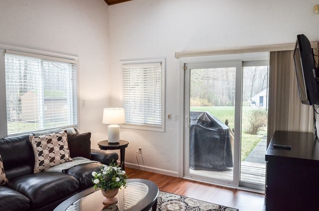 39 Cypress Ave, Shrewsbury, MA 01545