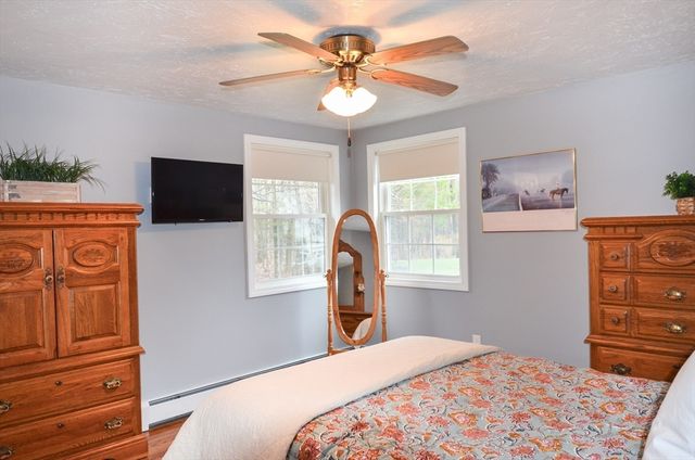 39 Cypress Ave, Shrewsbury, MA 01545