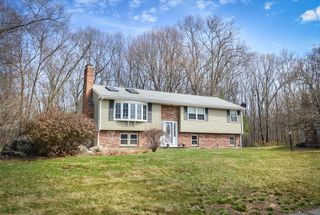 39 Cypress Ave, Shrewsbury, MA 01545