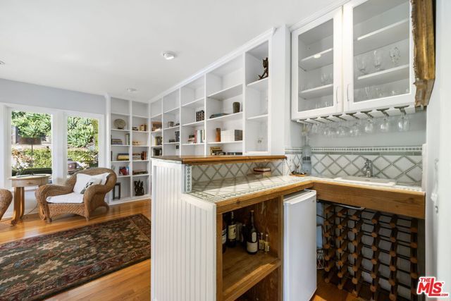 11215 W Sunset Boulevard, Los Angeles, CA 90049
