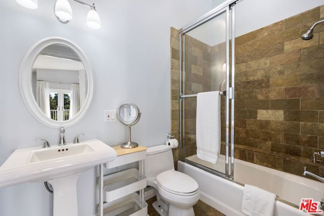 11215 W Sunset Boulevard, Los Angeles, CA 90049