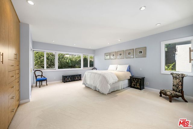 11215 W Sunset Boulevard, Los Angeles, CA 90049
