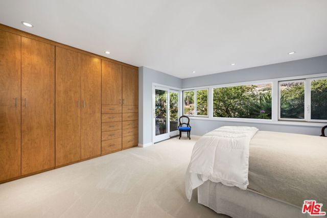 11215 W Sunset Boulevard, Los Angeles, CA 90049