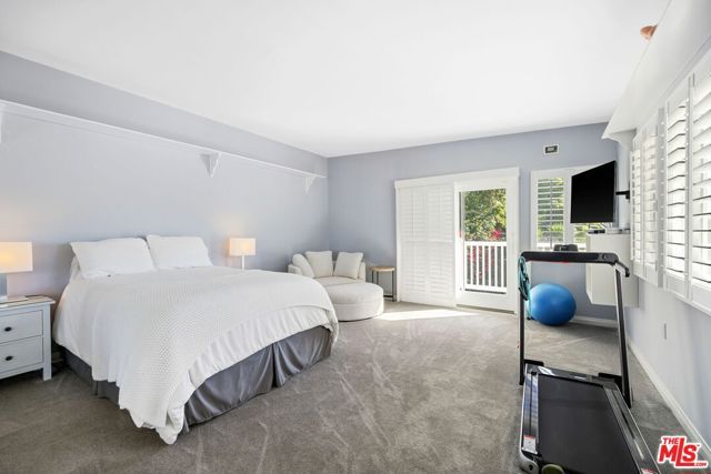11215 W Sunset Boulevard, Los Angeles, CA 90049