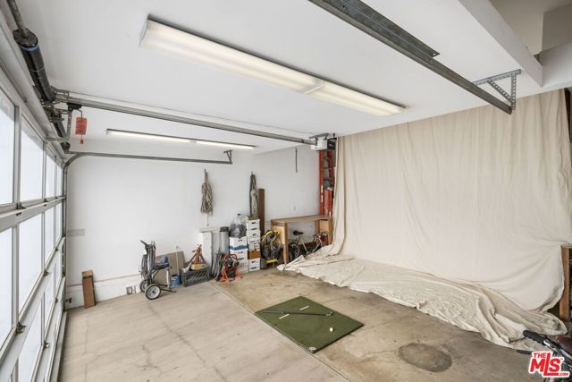 11215 W Sunset Boulevard, Los Angeles, CA 90049