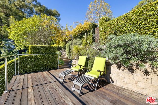 11215 W Sunset Boulevard, Los Angeles, CA 90049