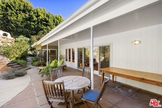 11215 W Sunset Boulevard, Los Angeles, CA 90049