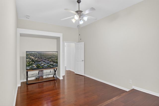 1410 Oxbow Drive, Cedar Hill, TX 75104