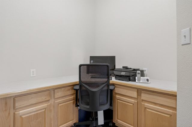 1410 Oxbow Drive, Cedar Hill, TX 75104