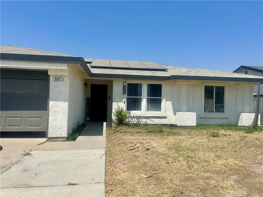 997 E Jolson Avenue, Fresno, CA 93706