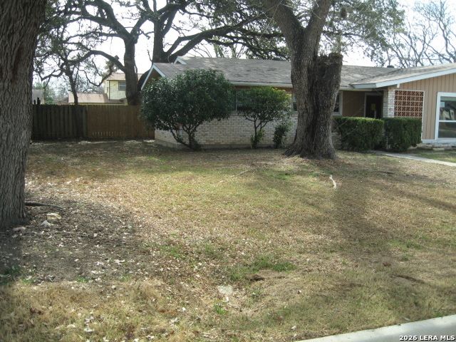 222 E Langley, Universal City, TX 78148