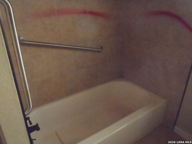 222 E Langley, Universal City, TX 78148