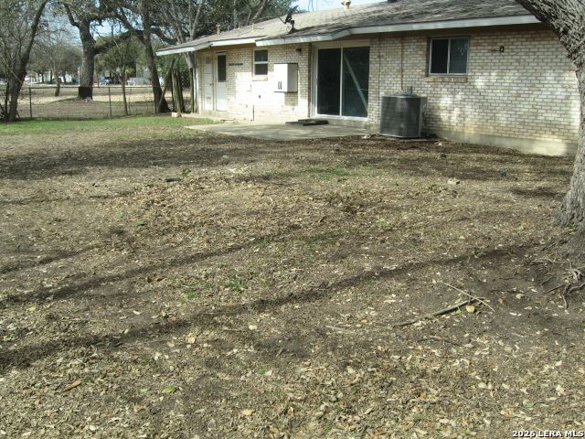 222 E Langley, Universal City, TX 78148