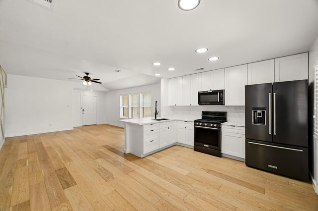 13510 Gospel Way, Houston, TX 77085