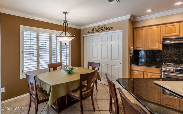 2196 E Rio Vistoso Lane, Oro Valley, AZ 85755