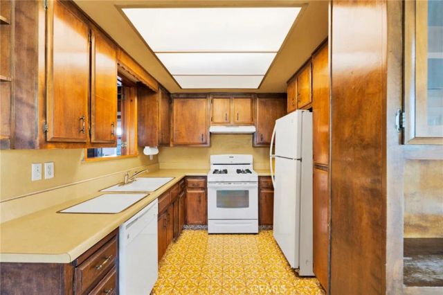 16344 Del Norte, Victorville, CA 92395