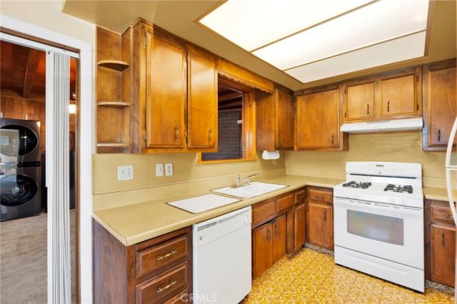 16344 Del Norte, Victorville, CA 92395