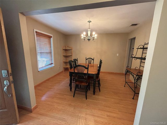 15 Sandy Court, Lake Grove, NY 11755