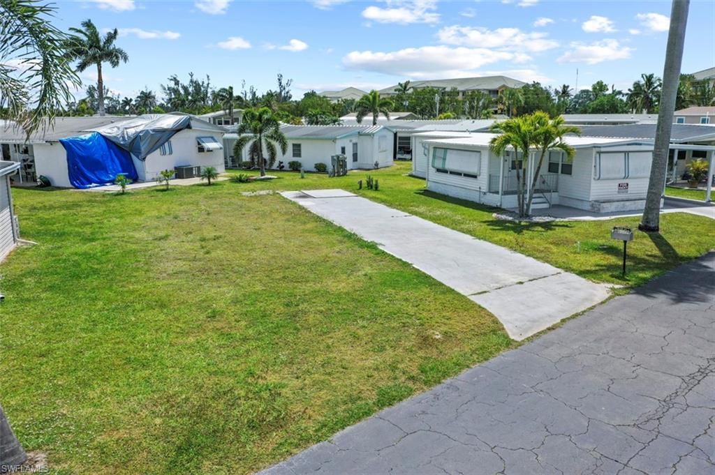 339 Mattie AVE, FORT MYERS, FL 33908 — photo 2