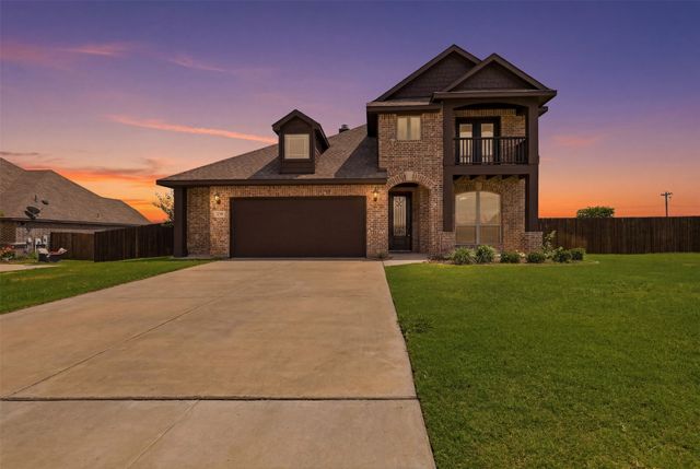 229 Prairie Dog Drive, Godley, TX 76044