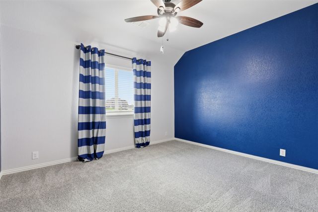 229 Prairie Dog Drive, Godley, TX 76044