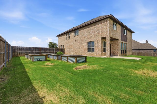 229 Prairie Dog Drive, Godley, TX 76044