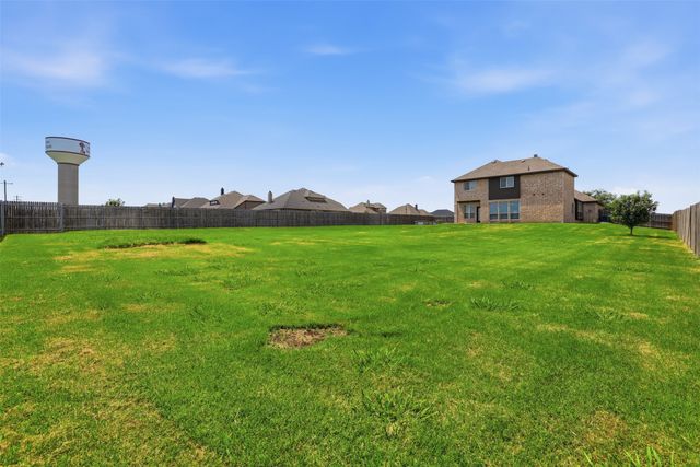 229 Prairie Dog Drive, Godley, TX 76044