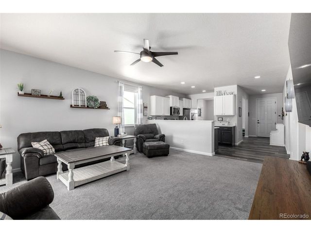 5608 En Joie Pl, Elizabeth, CO 80107