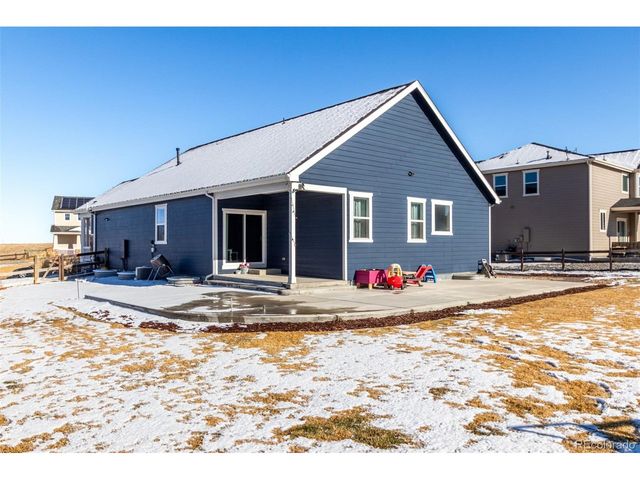 5608 En Joie Pl, Elizabeth, CO 80107