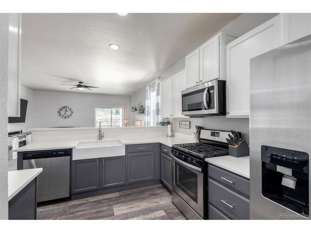 5608 En Joie Pl, Elizabeth, CO 80107