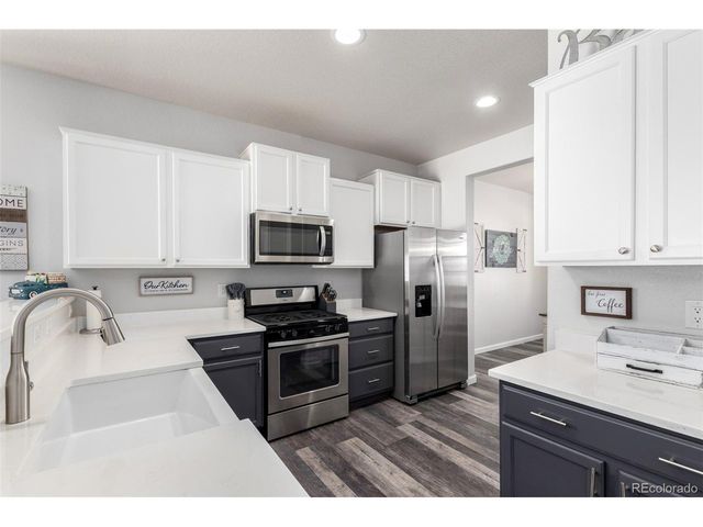 5608 En Joie Pl, Elizabeth, CO 80107