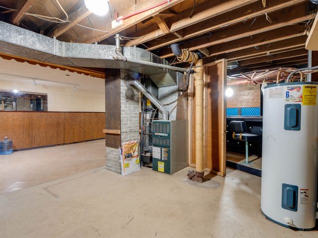 2604 W Crown Ave, Spokane, WA 99205