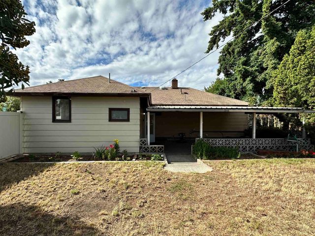 2604 W Crown Ave, Spokane, WA 99205