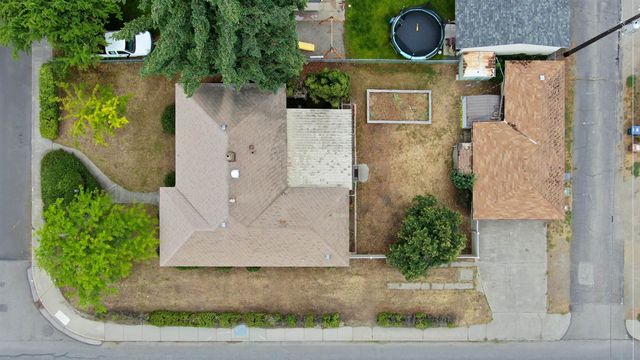 2604 W Crown Ave, Spokane, WA 99205