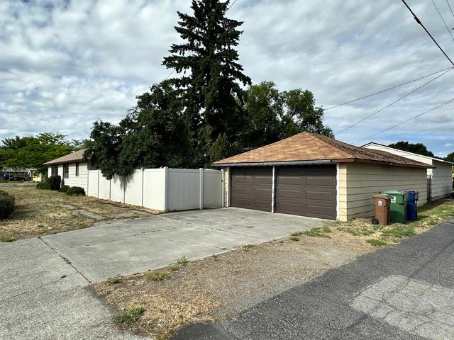 2604 W Crown Ave, Spokane, WA 99205
