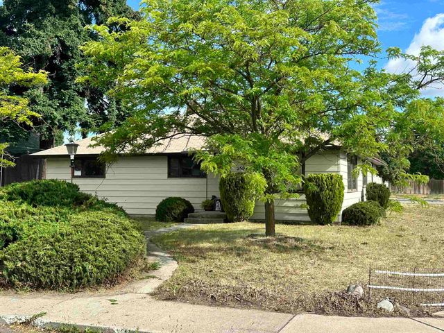 2604 W Crown Ave, Spokane, WA 99205