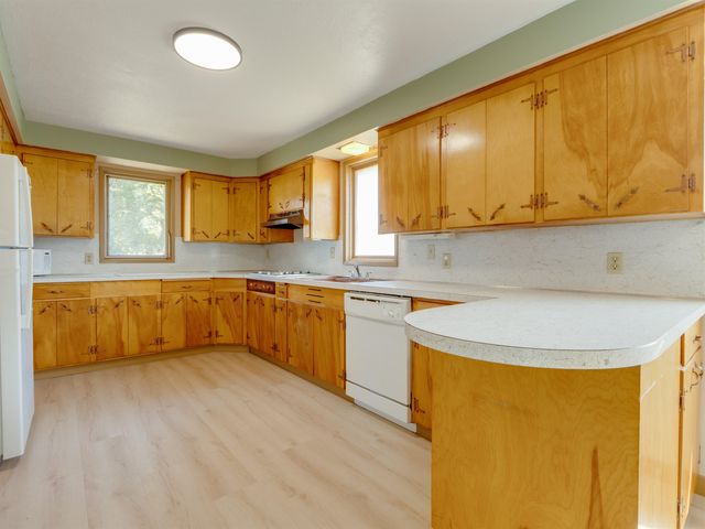 2604 W Crown Ave, Spokane, WA 99205
