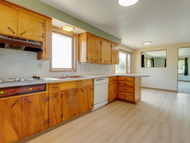 2604 W Crown Ave, Spokane, WA 99205
