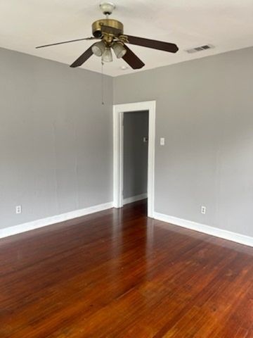 5721 Victor Street, Dallas, TX 75214