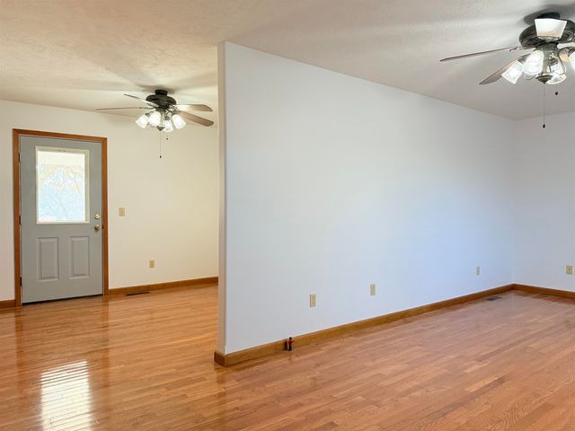 168 Knob Creek Road, Melbourne, AR 72556