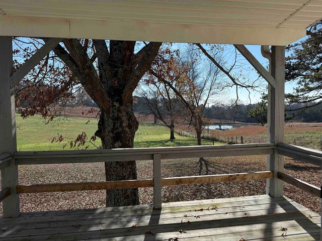 168 Knob Creek Road, Melbourne, AR 72556