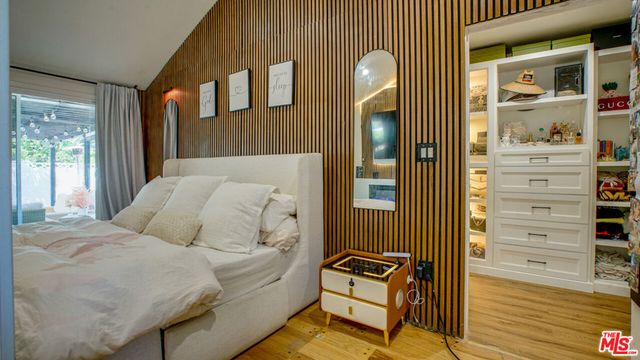 3807 W Clark Avenue, Burbank, CA 91505