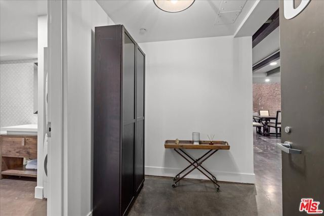 120 S Hewitt Street 6, Los Angeles, CA 90012