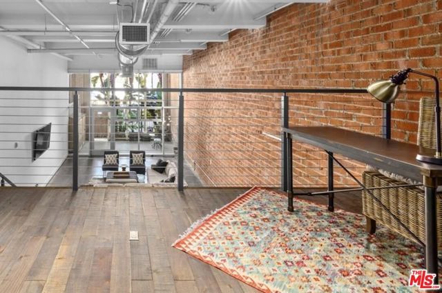 120 S Hewitt Street 6, Los Angeles, CA 90012