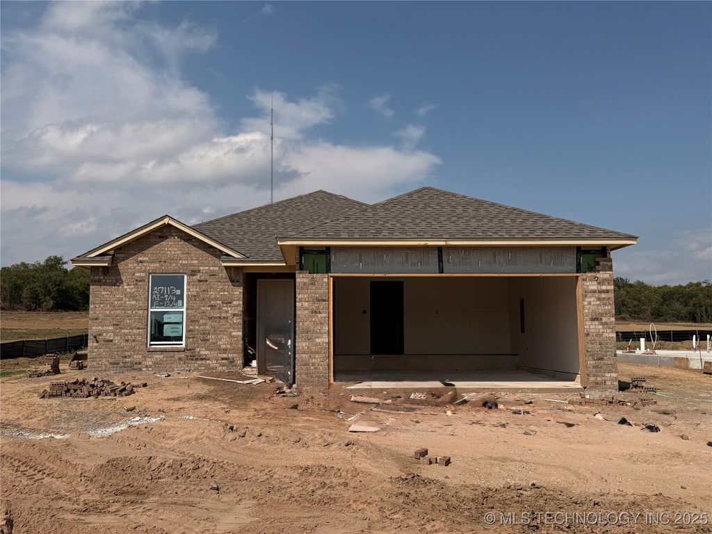 27113 E 109th Street S, Coweta, OK 74429