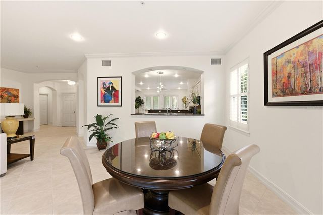 2843 TIBURON BOULEVARD E 7-102, Naples, FL 34109